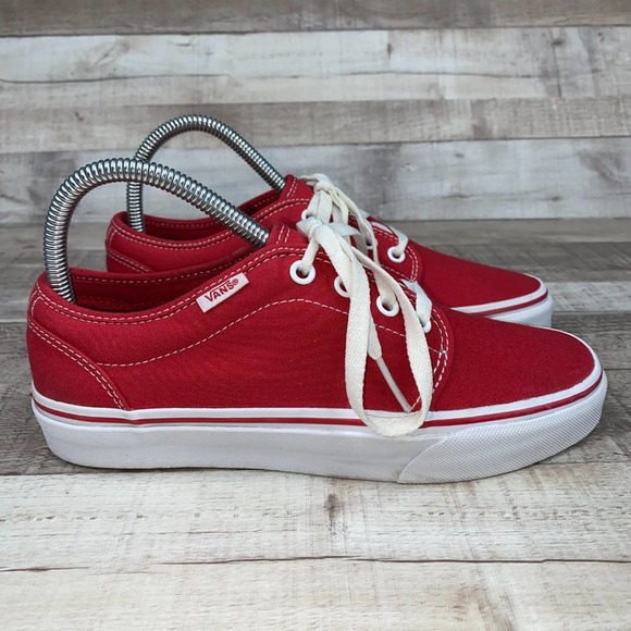 Vans Shoes - Vans Unisex Red Round Toe Lace Up Sneaker Shoe Size M 6 W 7.5